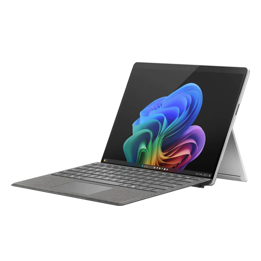 تبلت 13 اینچی مایکروسافت مدل Surface Pro 11-Snapdragon X Elite OLED ظرفیت 1 ترابایت و رم 32 گیگابایت به همراه کیبورد Surface Pro Copilot و قلم Slim Pen 2