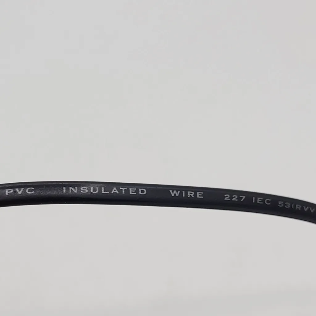 کابل برق دو پین لوتوس مدل 2x0.75mm طول 1.5 متر