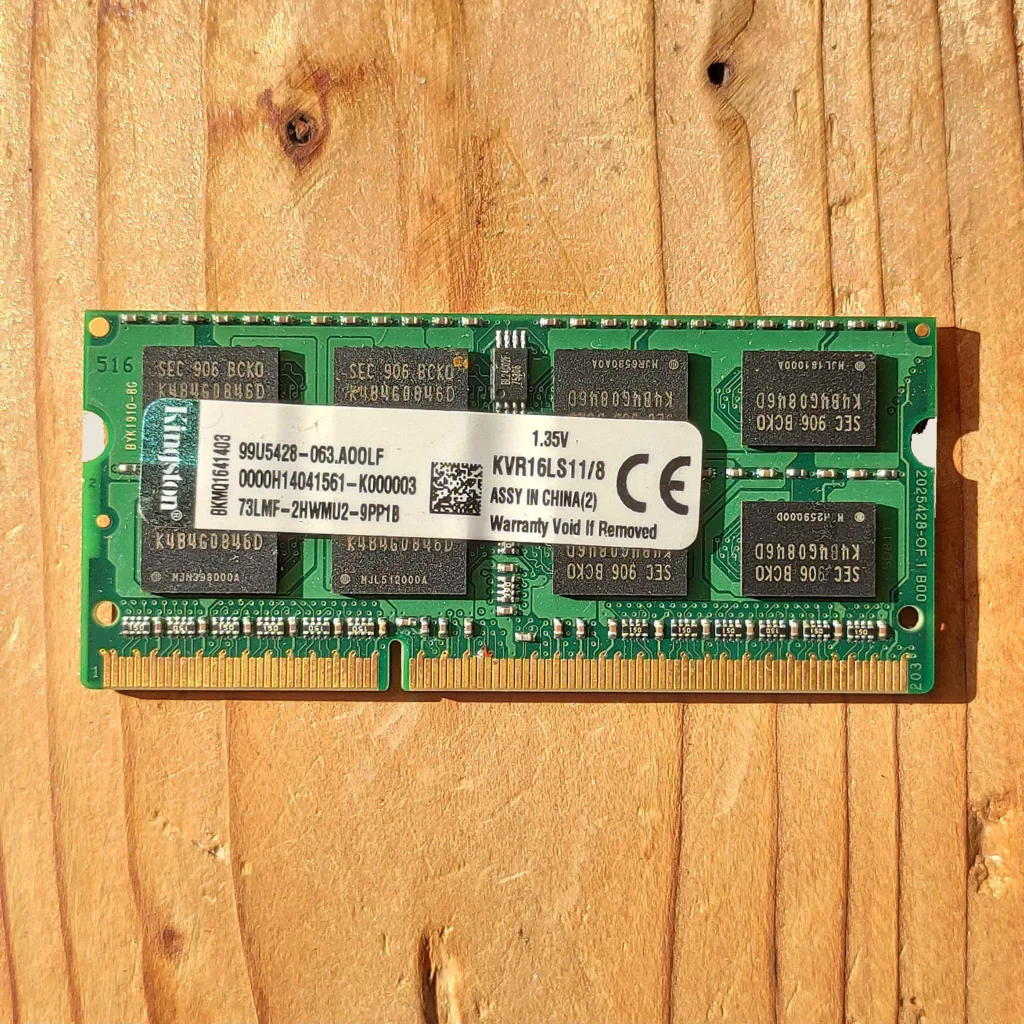 رم لپ‌تاپ DDR3 دو کاناله 1600 مگاهرتز CL کینگستون مدل PC3L ظرفیت 8 گیگابایت