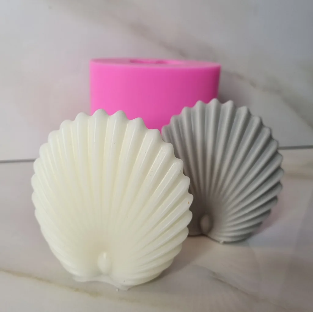 قالب شمع مدل صدف طرح طاووس کد C10CM