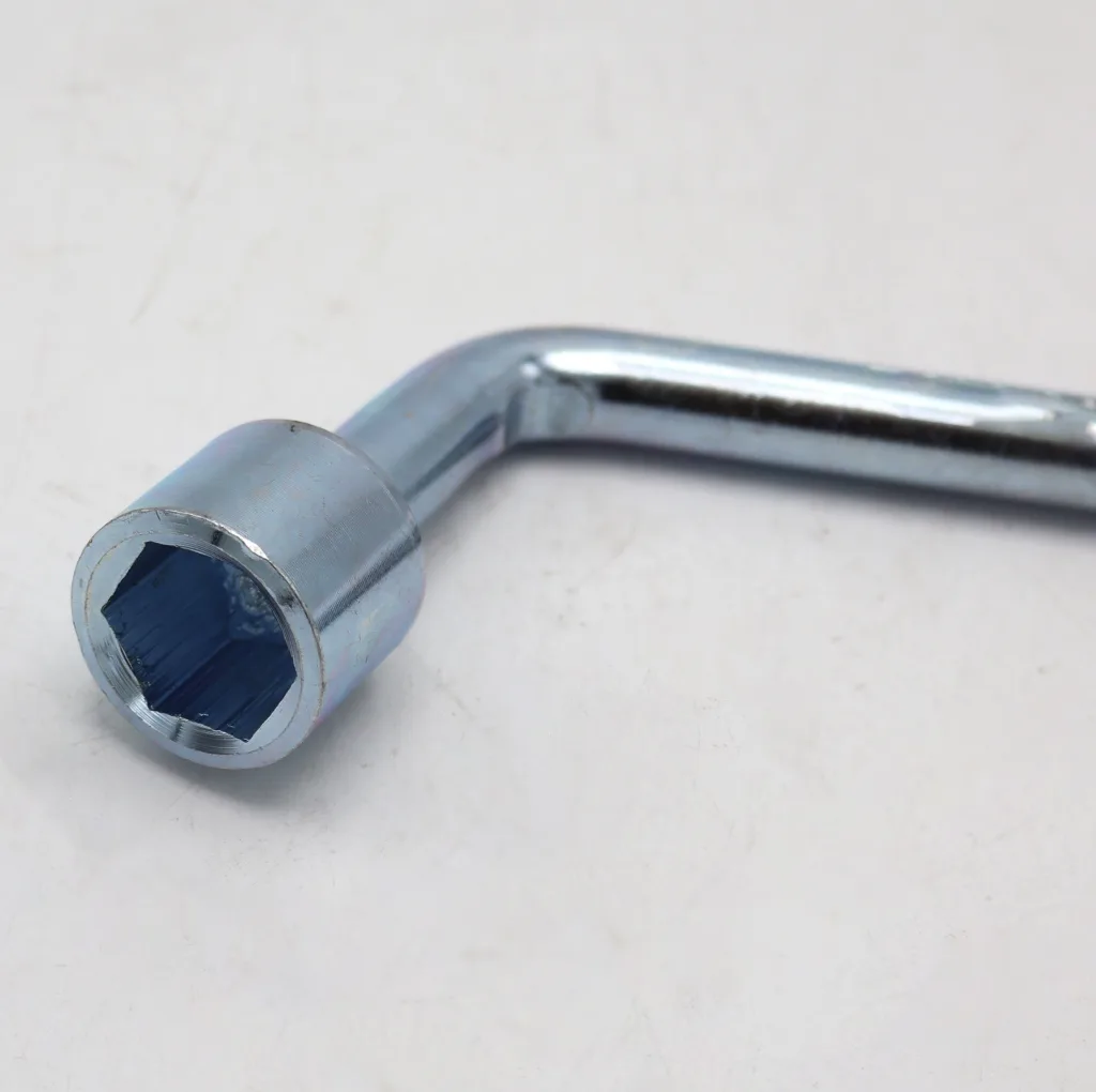 آچار چرخ خودرو مدل داگ کد YP-023MM سایز 23 میلی متر
