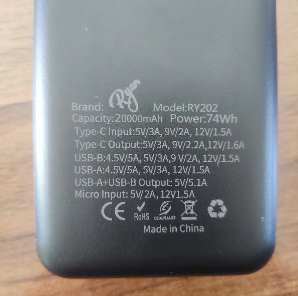 پاور بانک 22.5 وات ریان مدل RY202 ظرفیت 20000 میلی آمپر ساعت همراه کابل USB-C