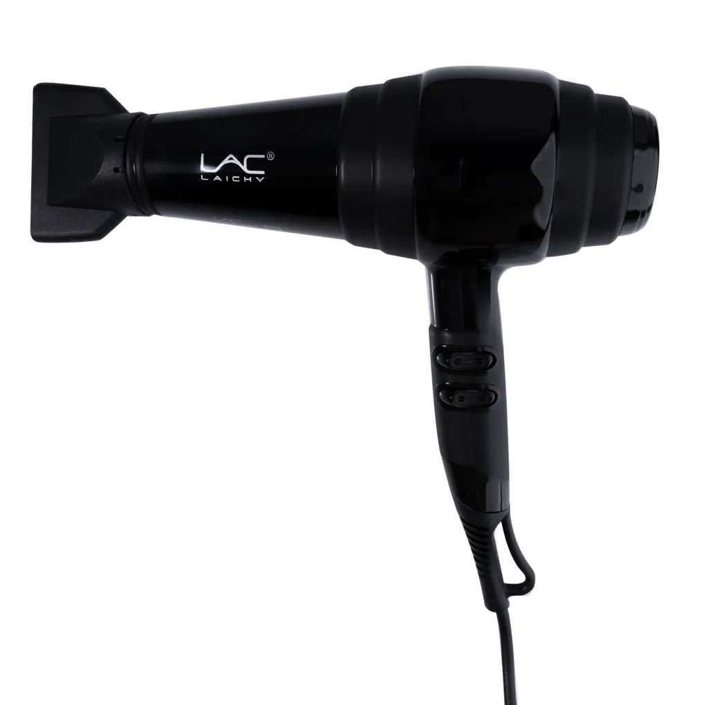 سشوار حرفه‌ای 2200 وات لایچی مدل L-9070، موتور AC، وزن 1100 گرم، المنت سرامیک تورمالین، دارای سری متمرکز‌کننده پهن با ویژگی صاف‌کنندگی، حجم‌دهندگی، با قابلیت باد سرد، فناوری تولید یون، دسته ارگونومیک