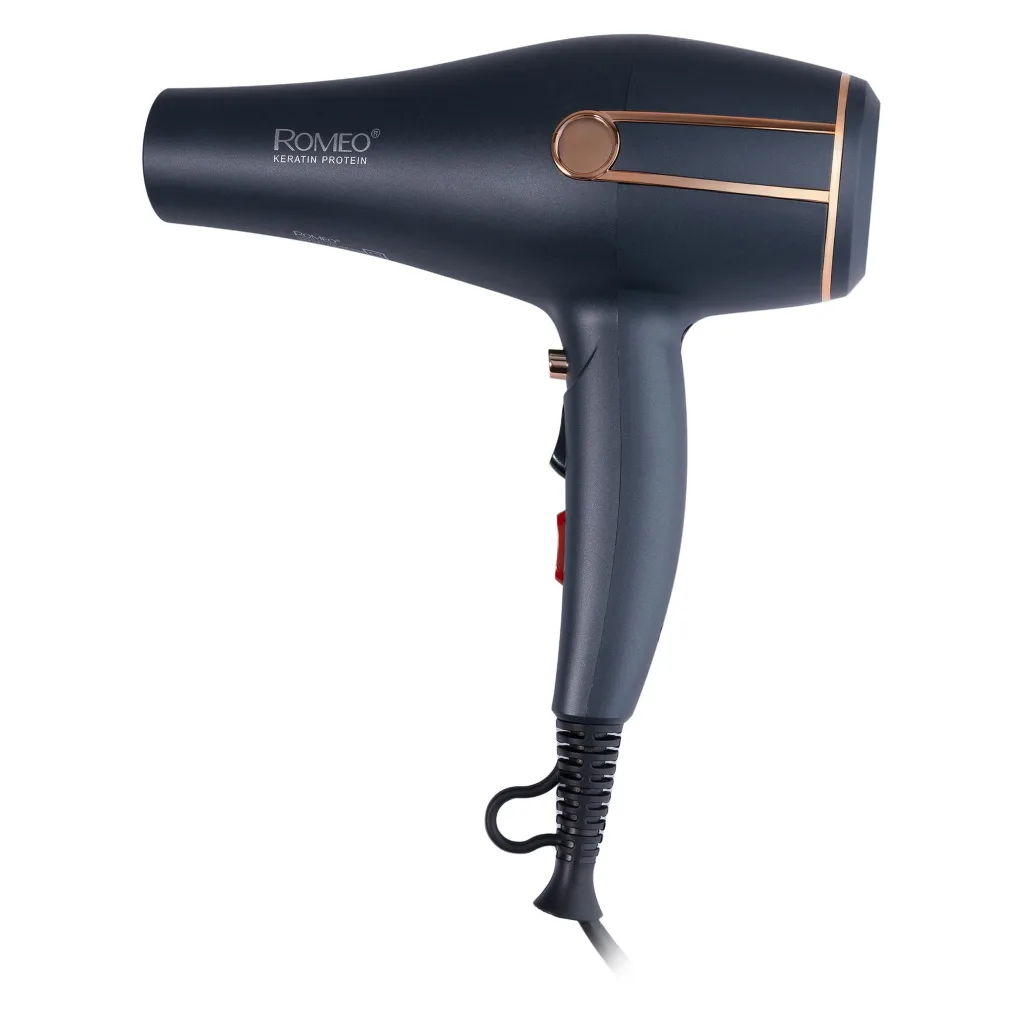 سشوار حرفه‌ای 2400 وات رومئو مدل RM-5050، موتور AC، وزن 450 گرم، المنت فلز، دارای سری متمرکز‌کننده باریک، متمرکز‌کننده پهن با ویژگی صاف‌کنندگی، حجم‌دهندگی، با قابلیت تنظیم دما، باد سرد