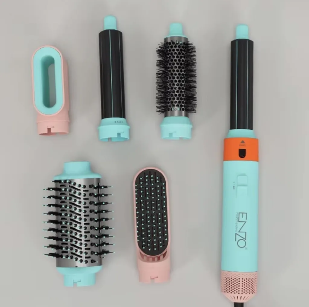 سشوار برس‌دار چرخشی حرفه‌ای انزو پروفیشینال مدل EN-4140 با موتور AC، تکنولوژی یون‌ساز، تنظیم دما در سه حالت، تنظیم سرعت دو سرعته، 6 سری کاربردی برای خشک‌کردن، صاف‌کردن، فرکردن و حجم‌دهی، مناسب استفاده سالنی و خانگی