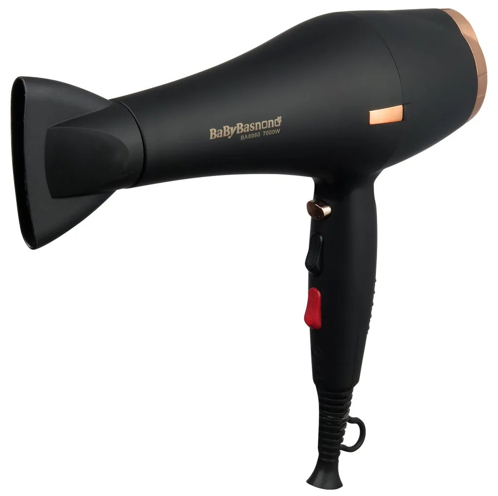 سشوار خانگی 7000 وات بیبی باس نانو مدل BA8960، موتور AC، وزن 700 گرم، دارای سری متمرکز‌کننده باریک، متمرکز‌کننده پهن با ویژگی صاف‌کنندگی، حجم‌دهندگی، با قابلیت باد سرد، فناوری تولید یون