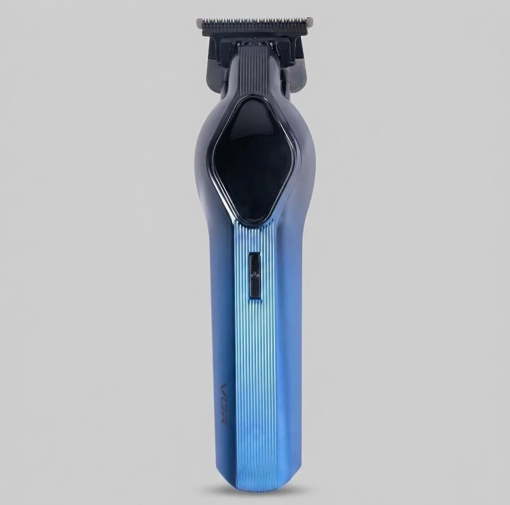 ماشین اصلاح موی سر و صورت وی جی ار مدل V-921 با تیغه استیل ضد زنگ، طراحی ارگونومیک، باتری لیتیومی 1200 میلی‌آمپر ساعت، نمایش وضعیت باتری، سرعت موتور 7000 دور در دقیقه و شانه متحرک